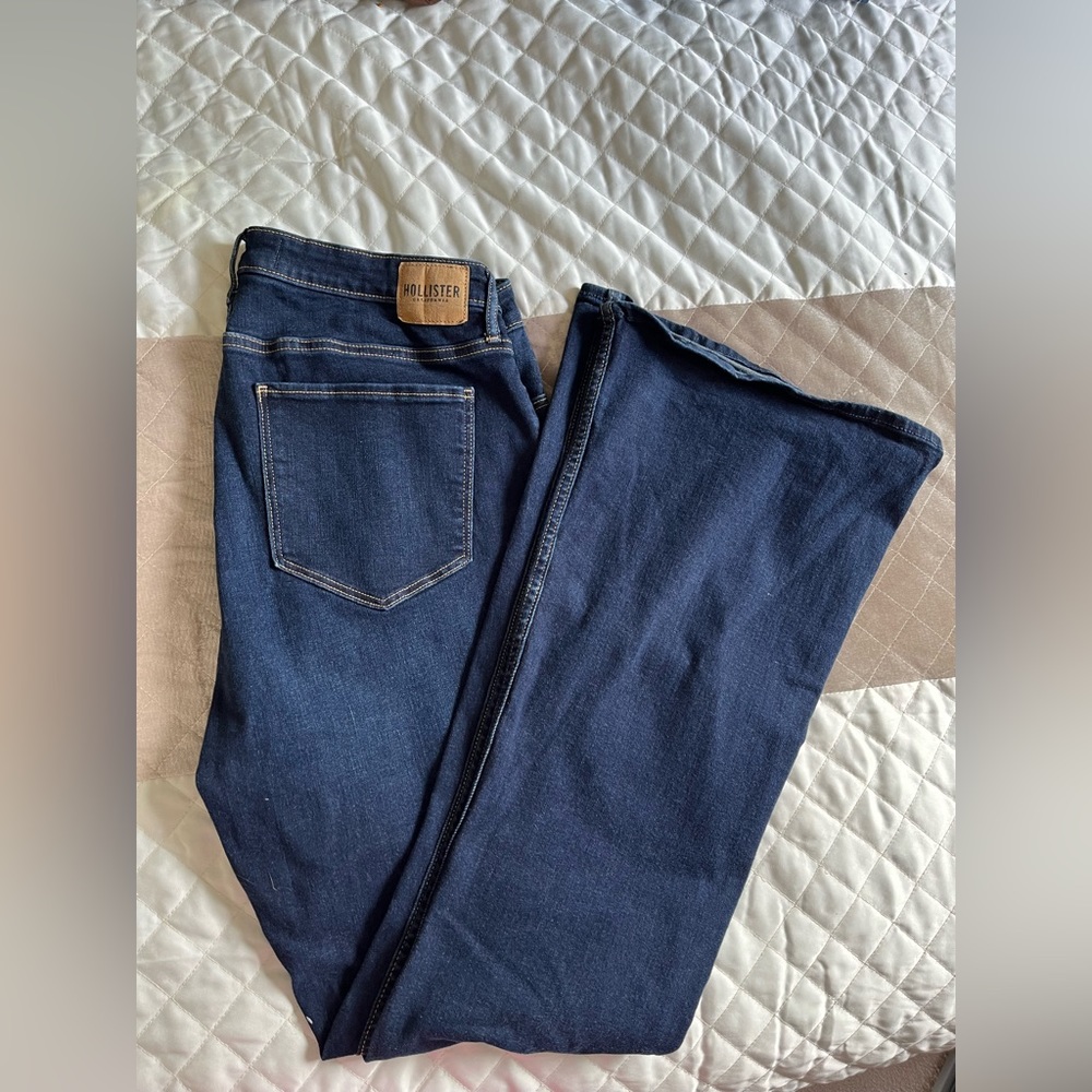 Hollister High Rise Flares 19L